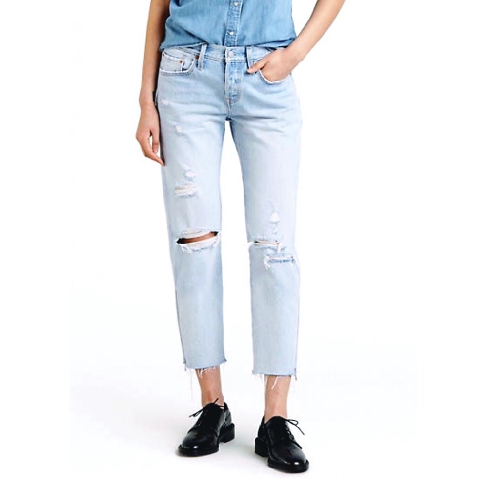 Levi’s 501 ct light wash jeans